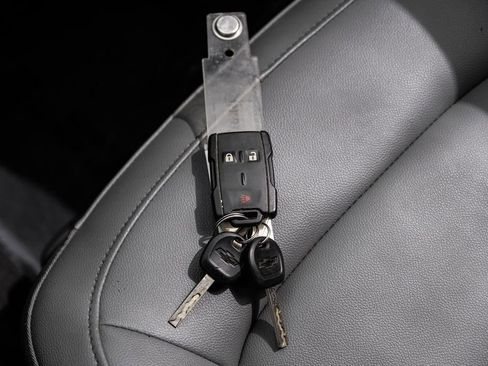 Used 2021 Chevrolet Colorado W/T w/ WT Convenience Package image 52