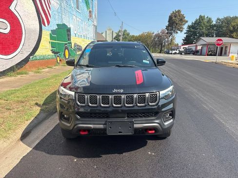 Used 2023 Jeep Compass Trailhawk w/ Trailhawk Elite Group AWD/4WD image 9