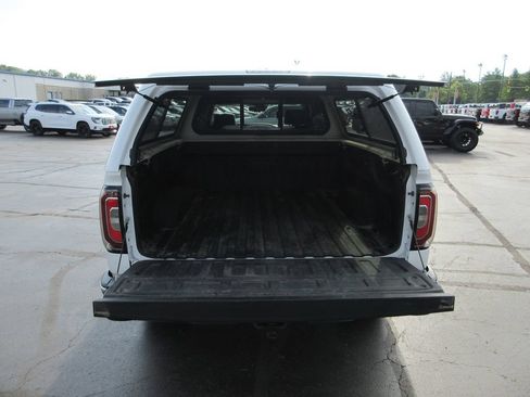 Used 2016 GMC Sierra 1500 SLT AWD/4WD image 8