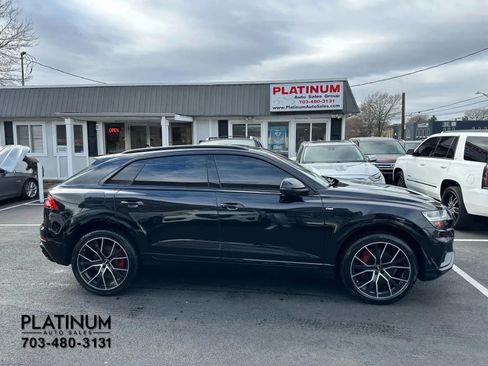 Used 2020 Audi Q8 Premium Plus w/ Premium Plus Package image 2