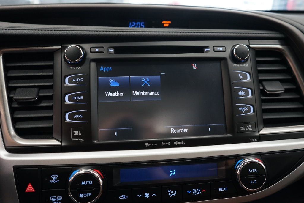 Used 2018 Toyota Highlander Limited Platinum AWD/4WD image 40