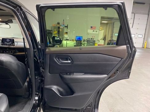 Certified 2023 Nissan Rogue SV w/ SV Premium B Package AWD/4WD image 26