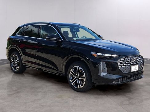 New 2026 Audi Q5 Premium AWD/4WD image 2