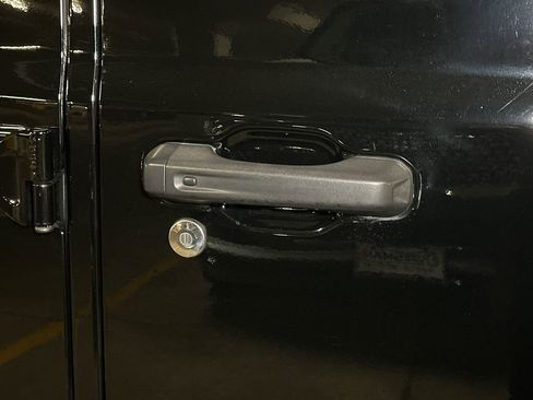 Used 2021 Jeep Wrangler Unlimited Sahara w/ Cold Weather Group image 9