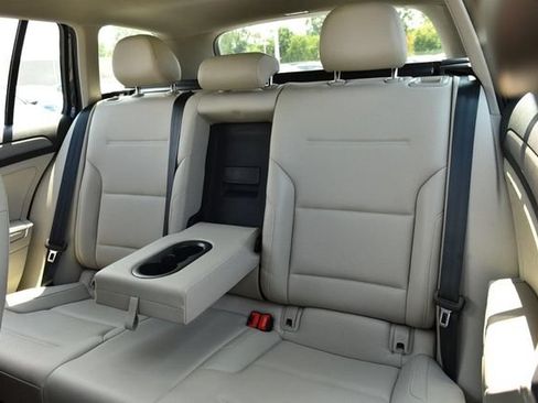 Used 2015 Volkswagen Golf TDI SE FWD image 20