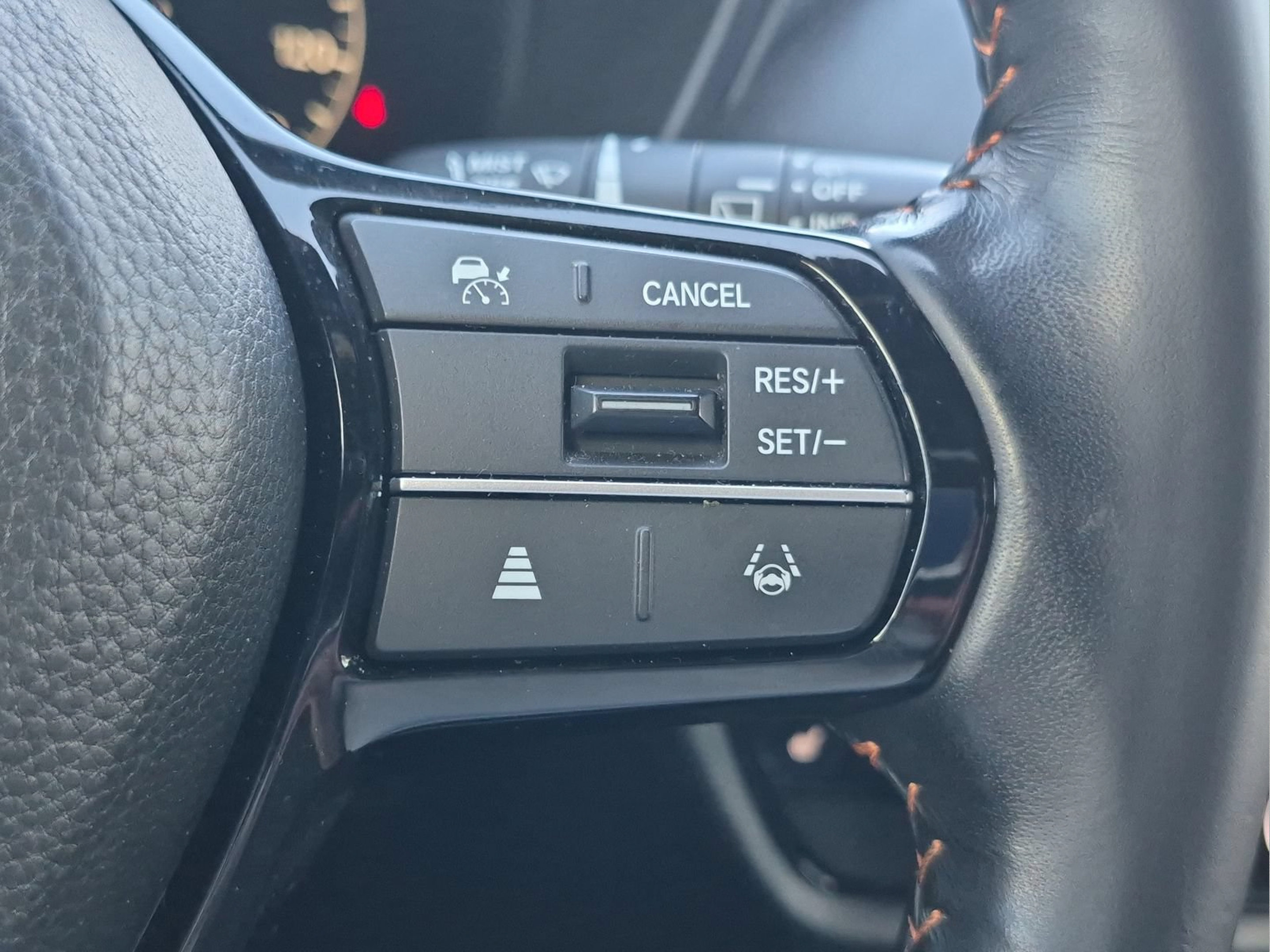 Certified 2025 Honda HR-V Sport image 10