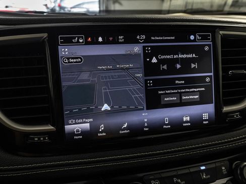 Used 2022 Chrysler Pacifica Touring-L w/ Uconnect Theater Family Group FWD image 33