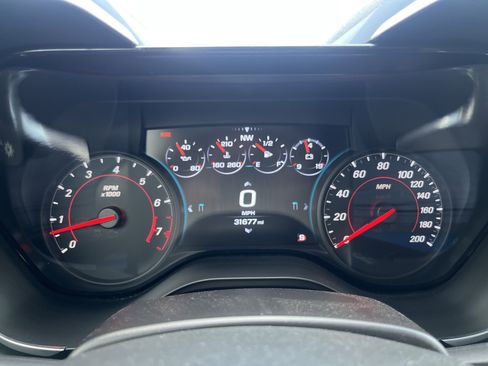 Used 2017 Chevrolet Camaro SS image 33