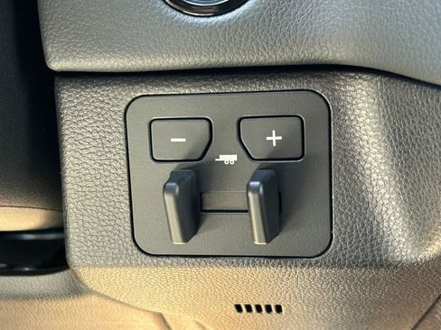 New 2026 Toyota Tundra Limited AWD/4WD image 31