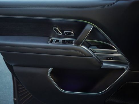 Used 2022 Land Rover Range Rover Long Wheelbase First Edition image 36