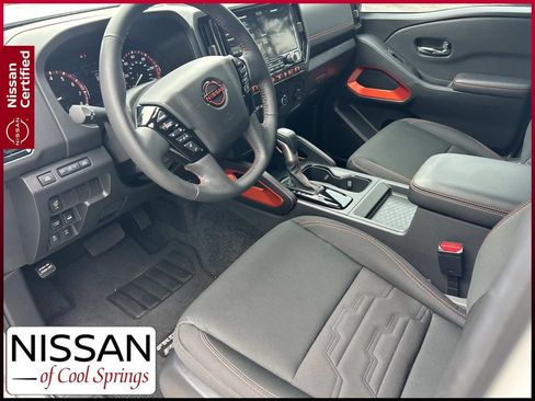 Certified 2025 Nissan Frontier PRO-4X AWD/4WD image 15