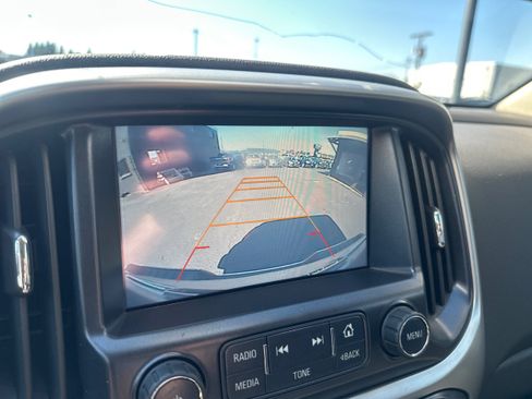 Used 2016 Chevrolet Colorado LT AWD/4WD image 29