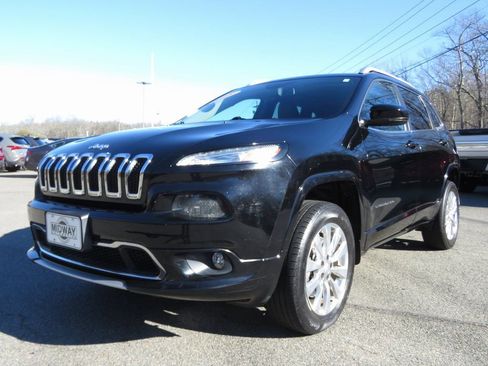 Used 2018 Jeep Cherokee Overland w/ Heavy Duty Protection Group image 1