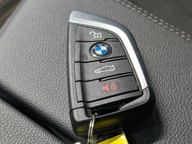 Used 2023 BMW 530i w/ Convenience Package RWD image 24