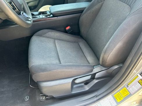 Used 2025 Toyota Camry LE FWD image 11