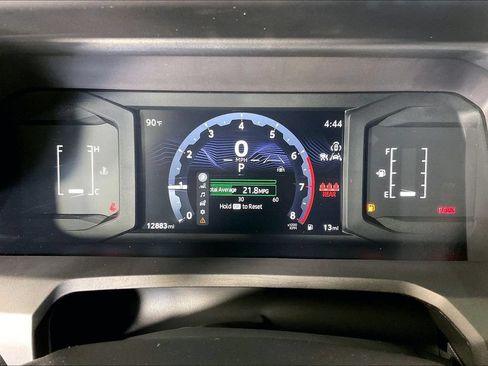 Used 2025 Toyota Tacoma SR5 AWD/4WD image 27