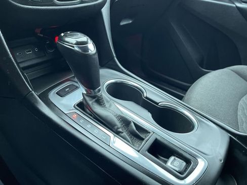 Certified 2019 Chevrolet Equinox LT image 16