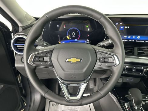 New 2026 Chevrolet Trax LT w/ LT Convenience Package image 11