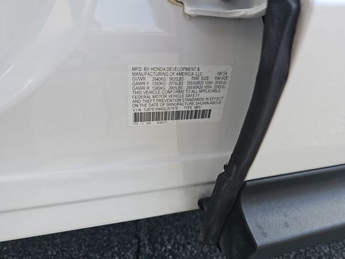 Used 2025 Acura MDX SH-AWD w/ Technology Package image 35