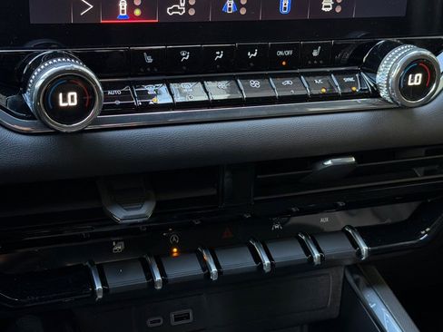 New 2026 GMC Canyon Elevation w/ Convenience Package image 22