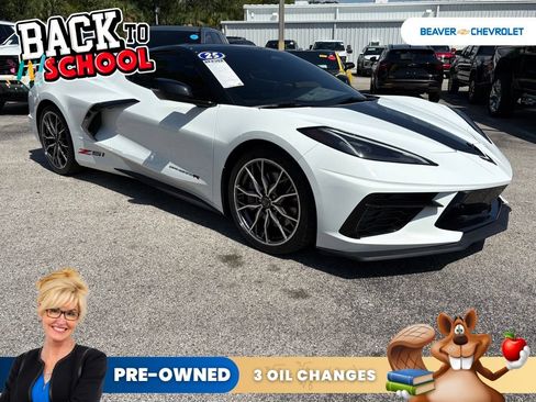 Used 2025 Chevrolet Corvette Stingray Premium Conv w/ Z51 Performance Package RWD image 9