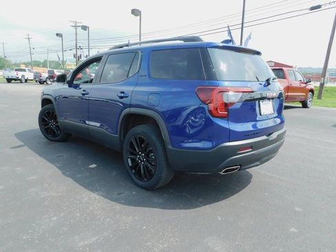 Used 2023 GMC Acadia SLE w/ Elevation Edition image 7