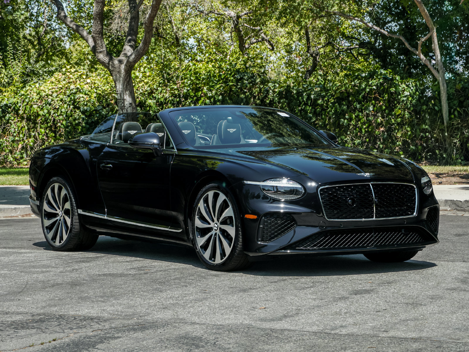 New 2026 Bentley Continental GT AWD/4WD image 9