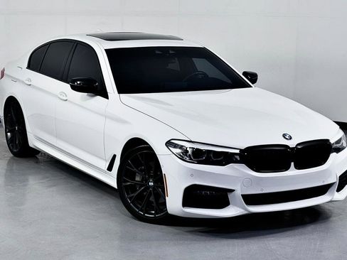 Used 2019 BMW 530i w/ M Sport Package image 3