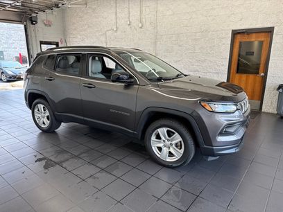 Used 2022 Jeep Compass Latitude w/ Convenience Group