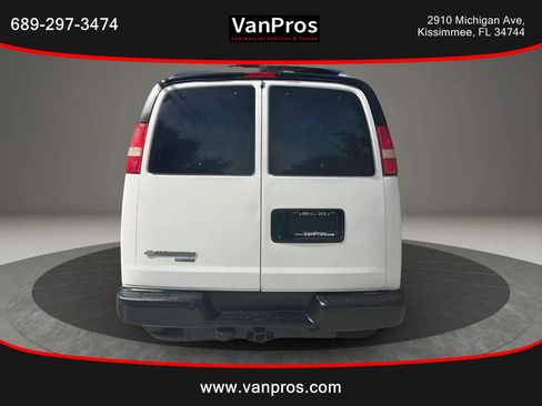 Used 2014 Chevrolet Express 3500 Extended RWD image 4