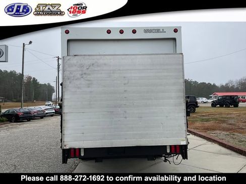 Used 2013 Chevrolet Express 3500 Extended image 6