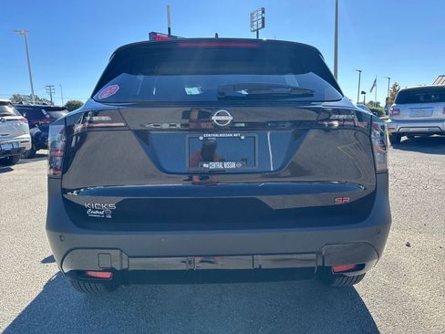 New 2026 Nissan Kicks SR image 4