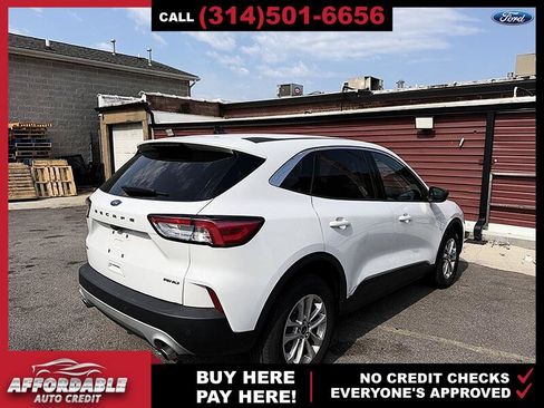 Used 2022 Ford Escape SE AWD/4WD image 5