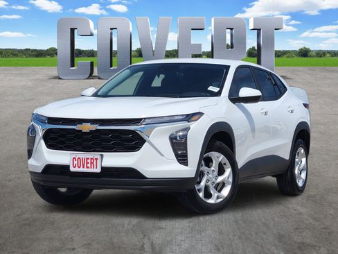 Used 2026 Chevrolet Trax LS w/ LS Convenience Package FWD image 1