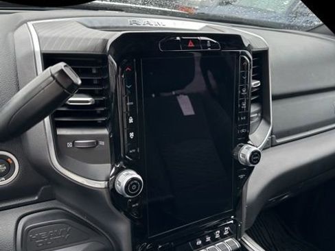 Used 2025 RAM 3500 Big Horn image 17