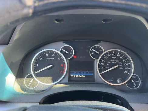 Used 2016 Toyota Tundra SR5 w/ TRD Off Road Package image 6