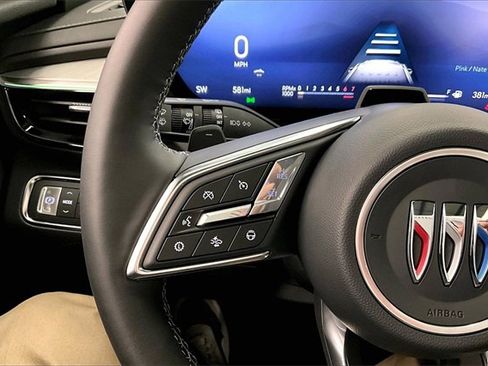 Used 2025 Buick Enclave Avenir w/ Super Cruise Package image 24