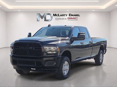 Used 2024 RAM 2500 Tradesman AWD/4WD image 3