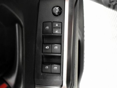 Used 2022 Toyota Tacoma SR5 image 11