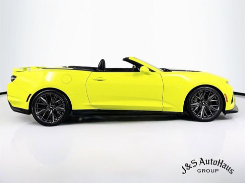 Used 2019 Chevrolet Camaro ZL1 image 8