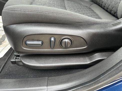 Used 2022 Chevrolet Blazer LT image 23