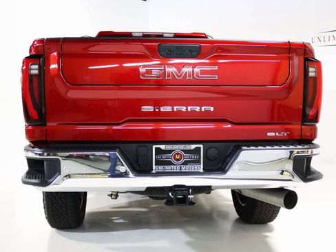 Used 2025 GMC Sierra 3500 SLT w/ SLT Premium Package image 39