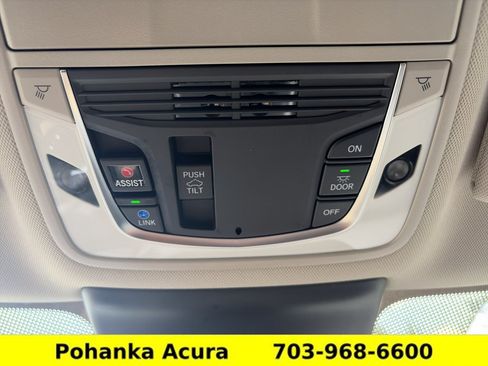 Used 2023 Acura TLX FWD image 22