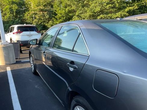 Used 2014 Toyota Camry LE FWD image 8