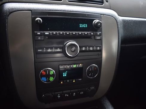 Used 2014 Chevrolet Silverado 2500 LTZ w/ LTZ Plus Package AWD/4WD image 14