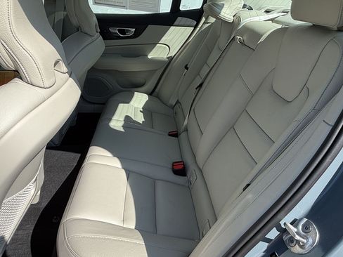 Used 2024 Volvo S60 B5 Plus w/ Climate Package FWD image 21