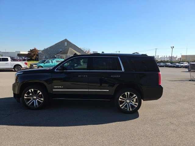 Used 2019 GMC Yukon Denali w/ Denali Ultimate Package AWD/4WD image 8