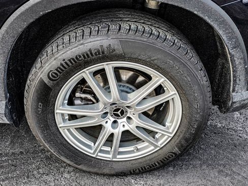 Used 2023 Mercedes-Benz GLC 300 4MATIC image 10