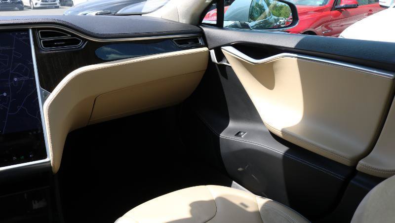 Used 2014 Tesla Model S 85 RWD image 18