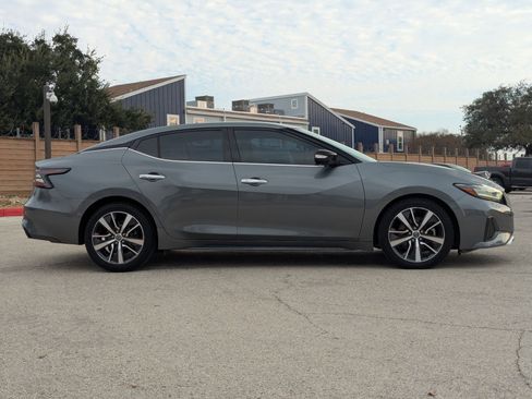 Used 2020 Nissan Maxima 3.5 SV w/ Floor Mat Group image 3